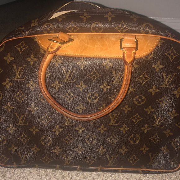 Louis Vuitton Monogram Canvas Deauville (Authentic-Pre Owned) - Picture 2 of 13